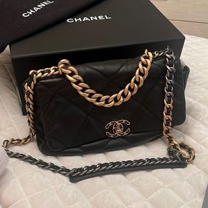 Chanel 19 Large Flapbag